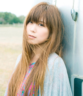 ayaka_photo.jpg